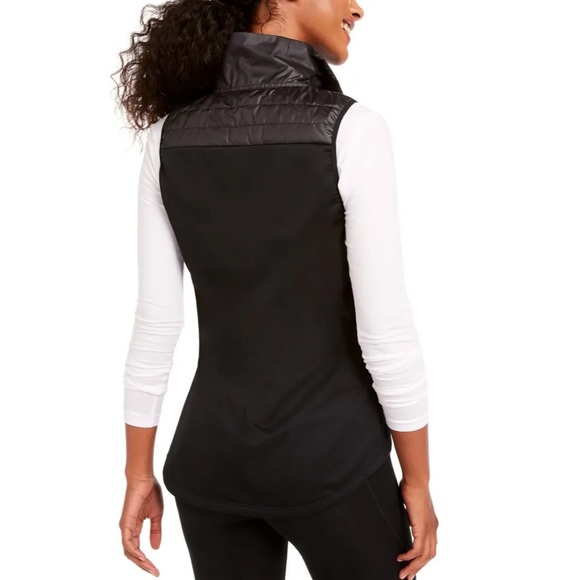 NIKE- thin black thermal running vest - Picture 2 of 6